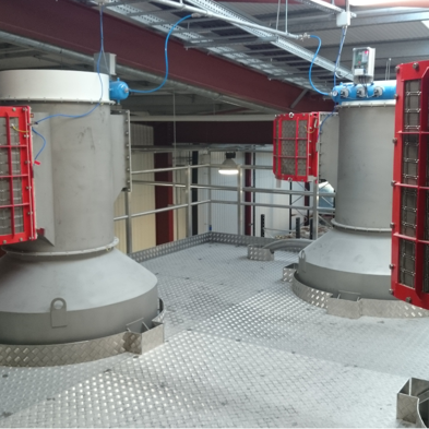 Vessel filters and explosion relief 